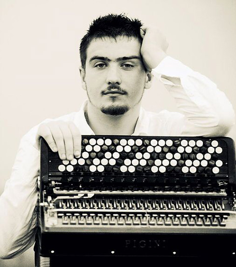 Here is a picture of Bartosz Glowacki